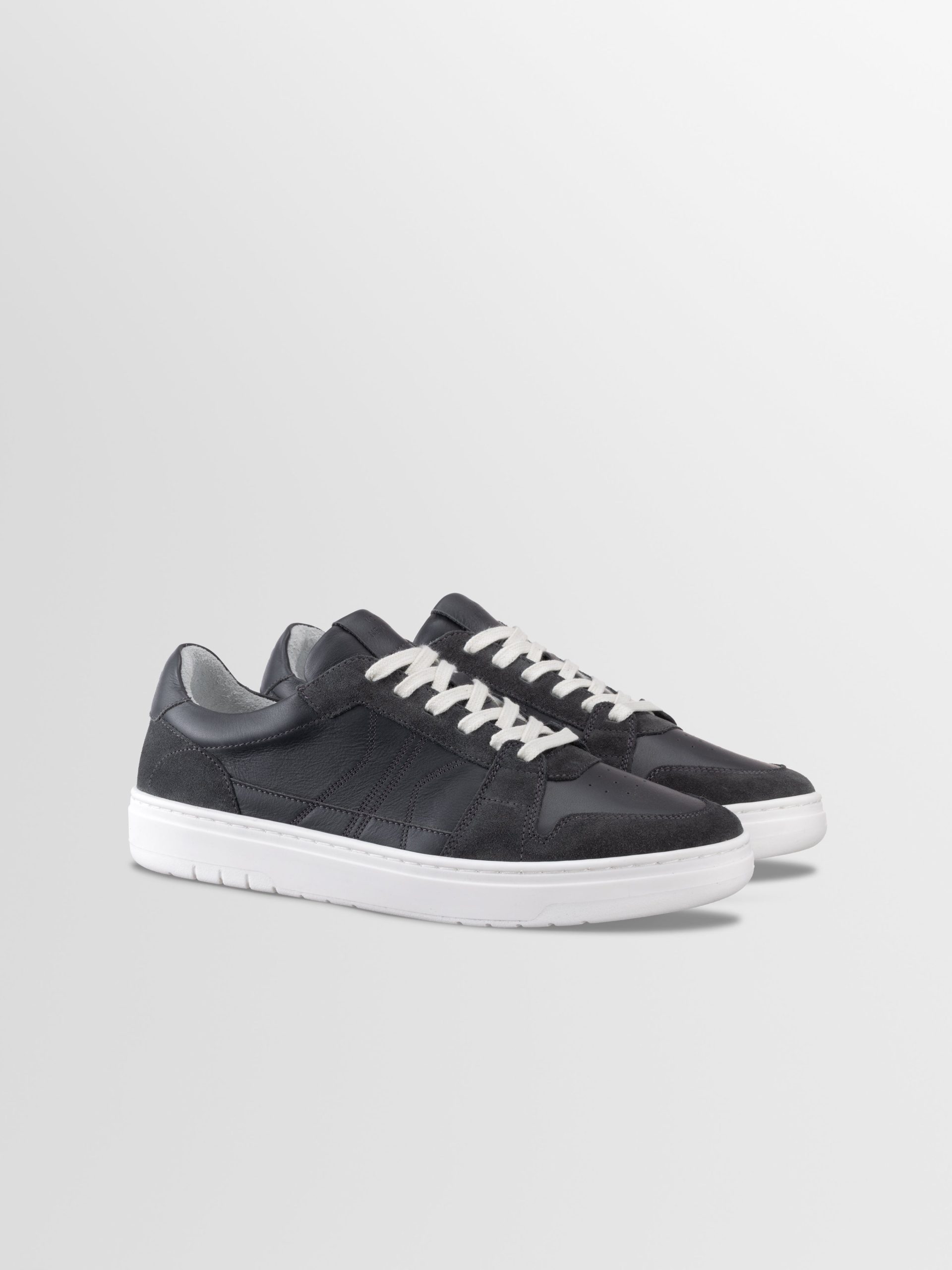 Carrara Suede Sneaker in Basalt - Image 2