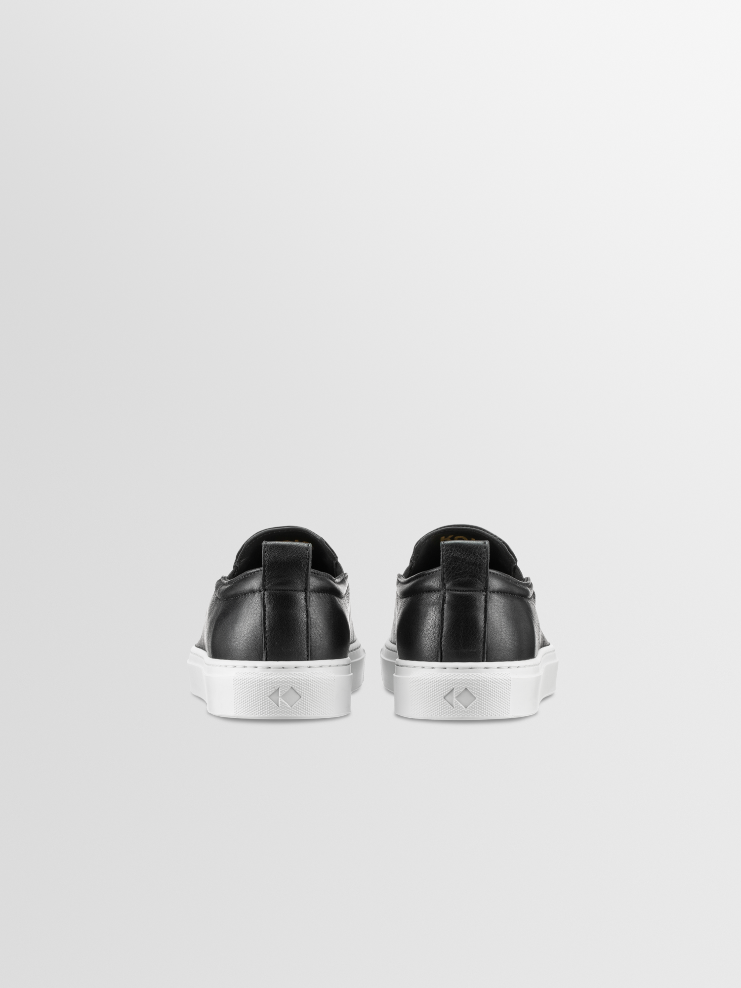Garda Leather Sneaker in Onyx - Image 4