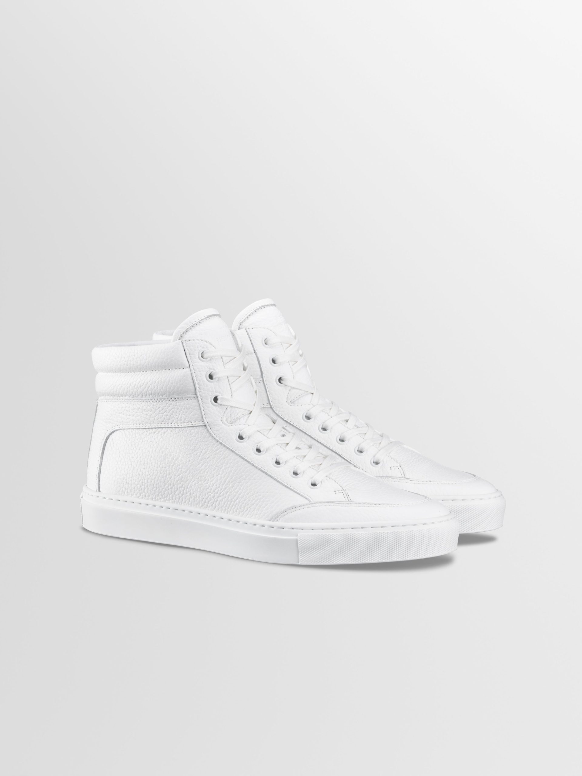 Primo Leather Sneaker in Triple White - Image 2