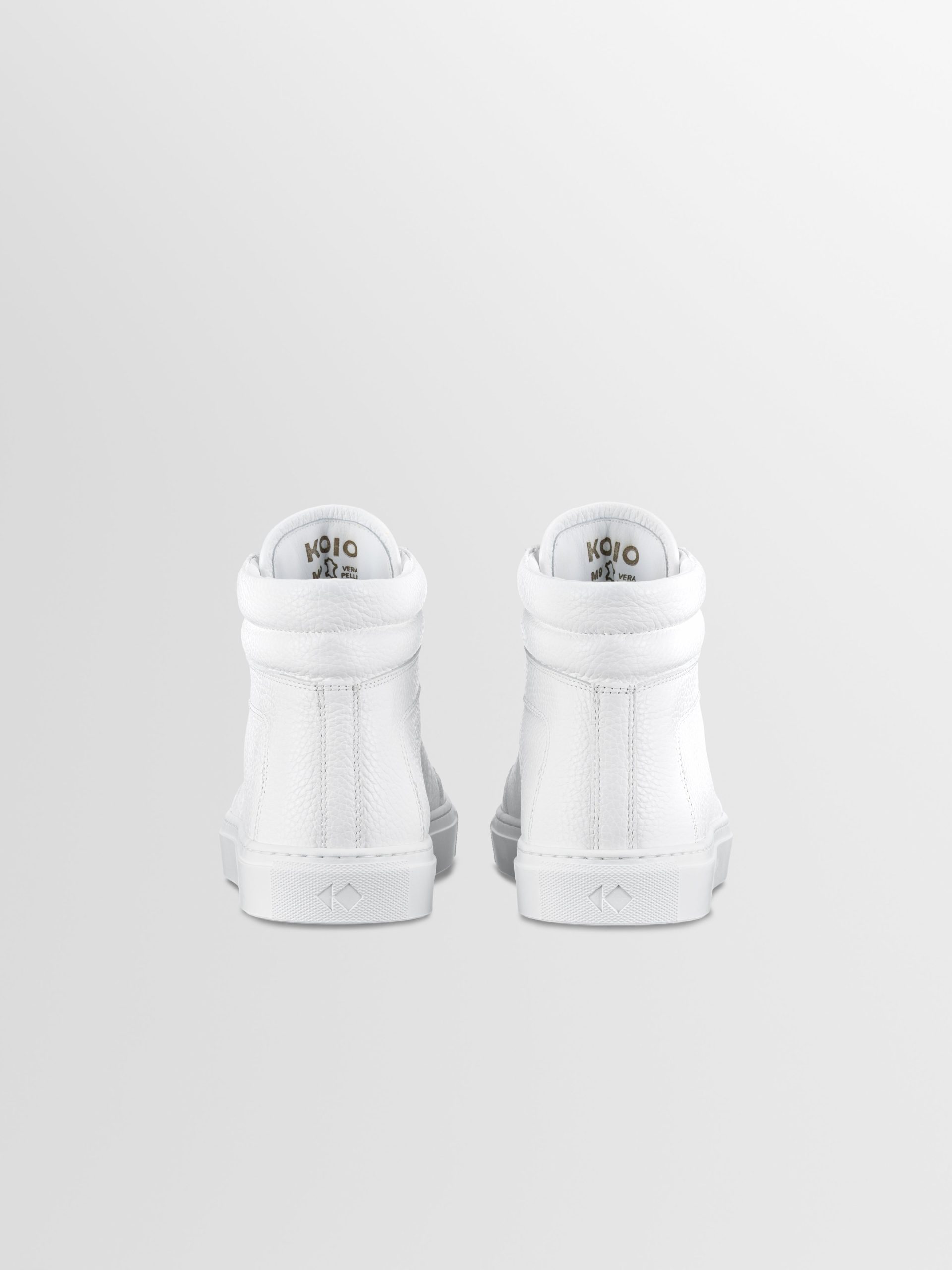 Primo Leather Sneaker in Triple White - Image 4