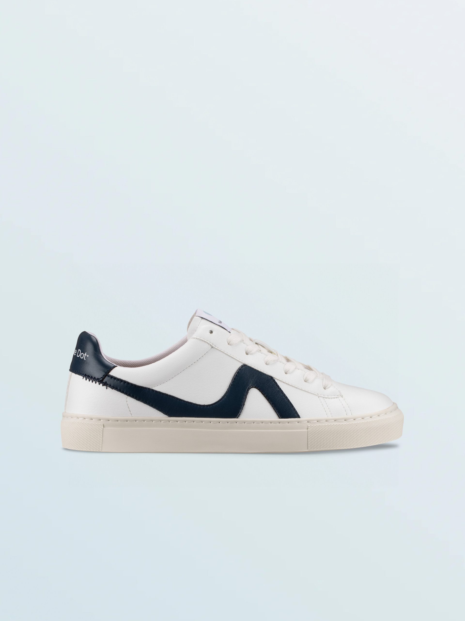 Vegan 01 Sneaker in Iceberg