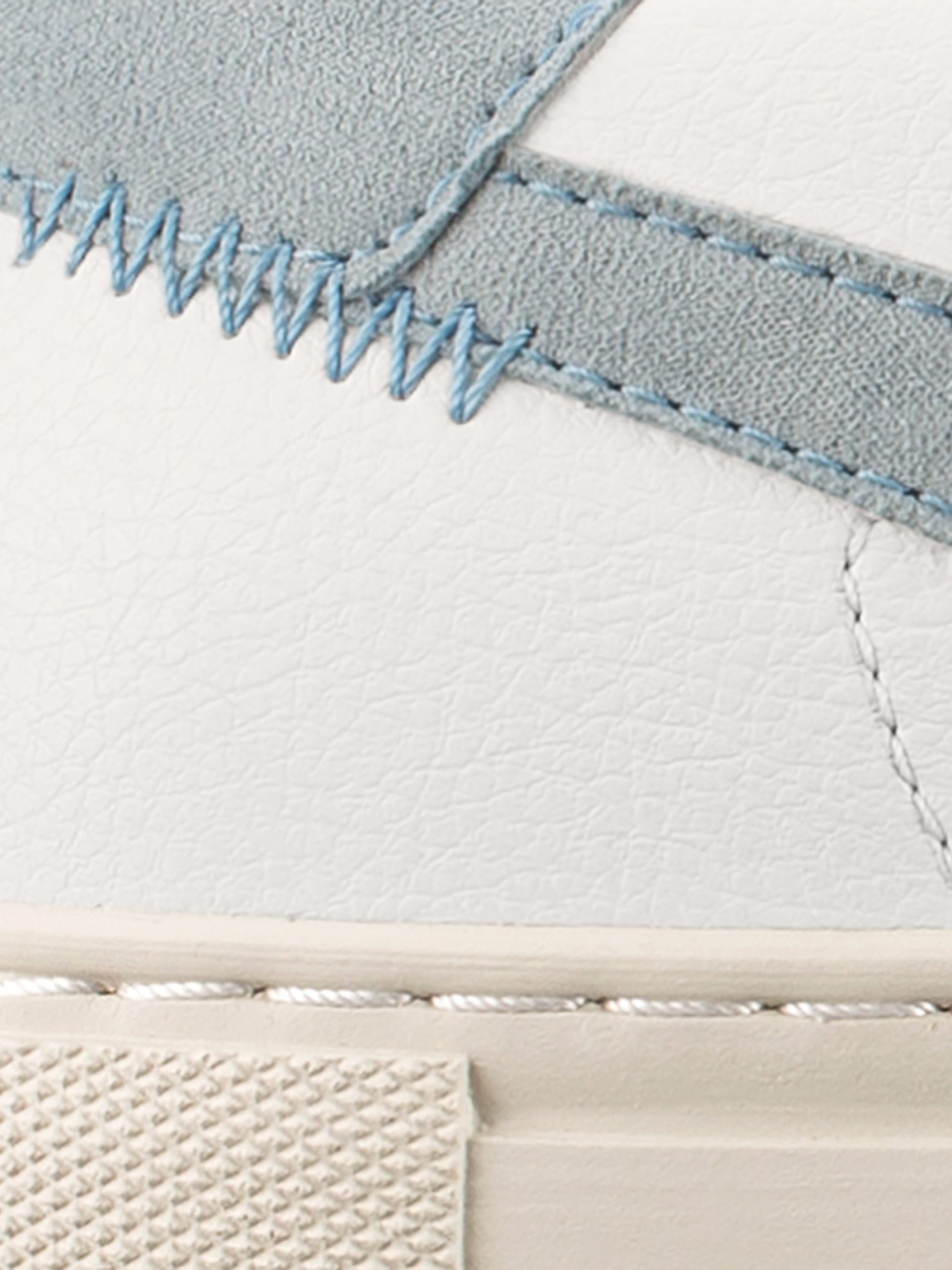 Vegan 01 Sneaker in Ocean - Image 6